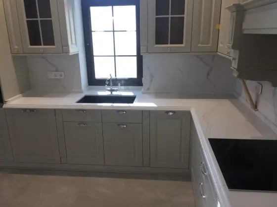 Avant — 7000 Calacatta Eno